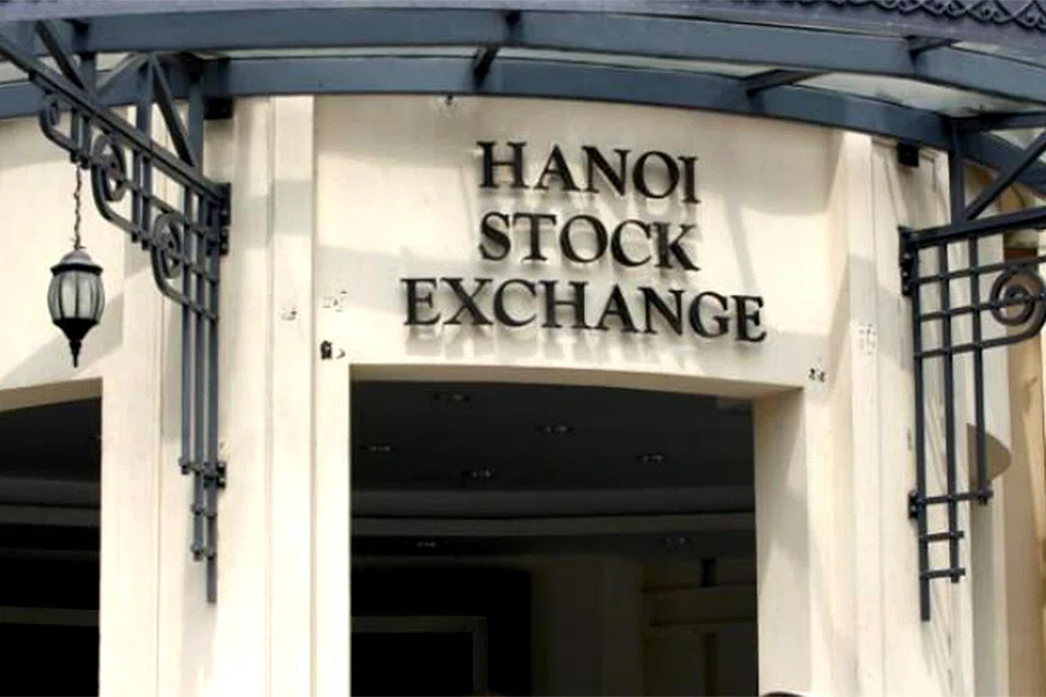 The police are seeking information by Feb 20 from Viet Capital Securities about transactions concerning Eximbank shares made by Vietnam Enterprise Investments Limited, a fund controlled by Dragon Capital, which is the biggest foreign investor in Vietnam’s stock market.