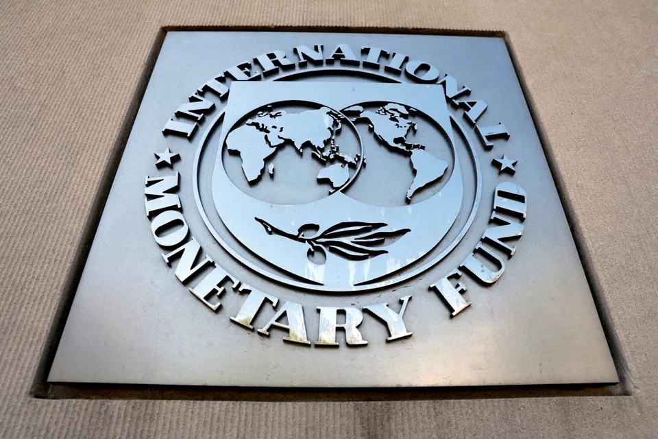 Sri Lanka has resumed technical discussions with the International Monetary Fund on a potential bailout after a new government took office, the finance ministry said on Friday (Jul 29).