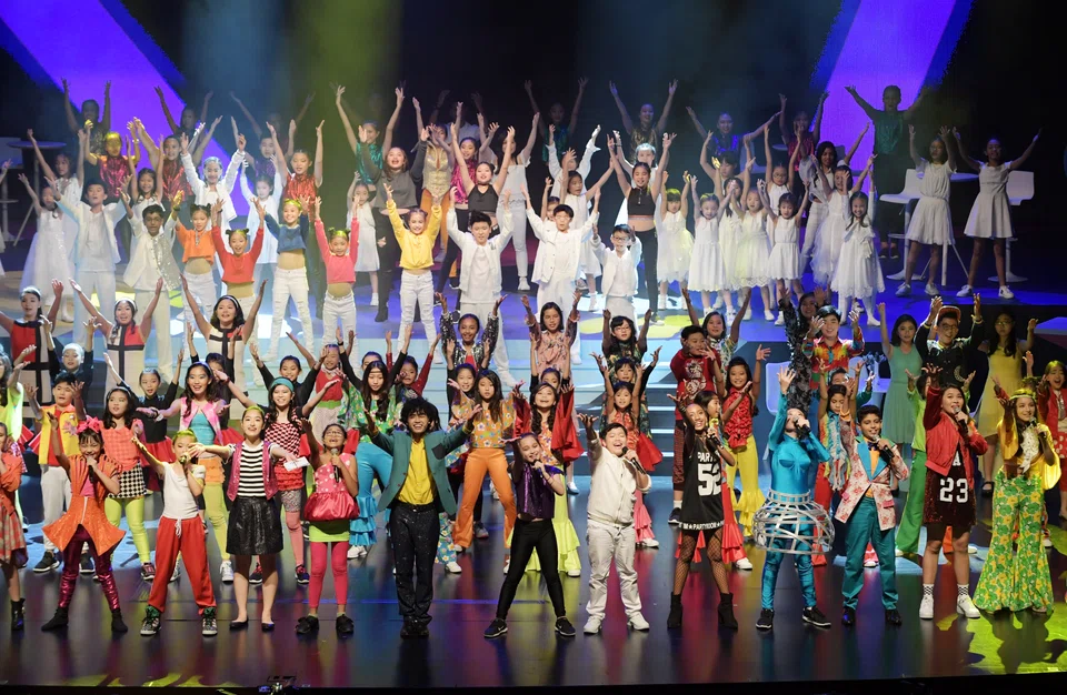 A scene from the ChildAid 2018 concert, with over 100 performers aged 5 to 19.