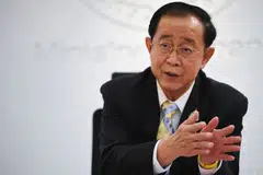 Supply chains problems in the automobile and electronics sectors, are affecting exports, Finance Minister Arkhom Termpittayapaisith told a business seminar.