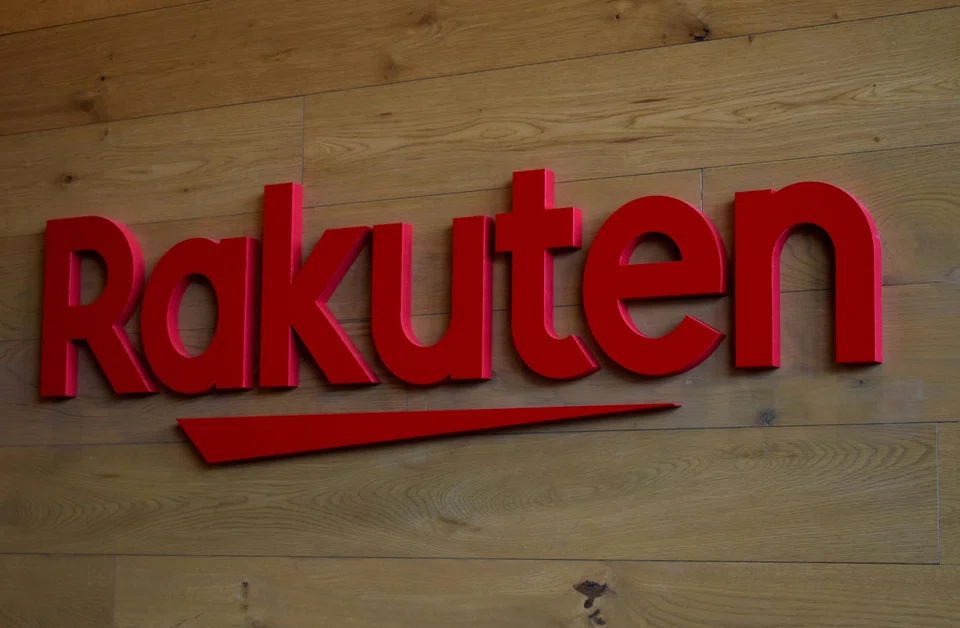 Rakuten set the price at 566 yen per share, with the offer to launch on May 31.