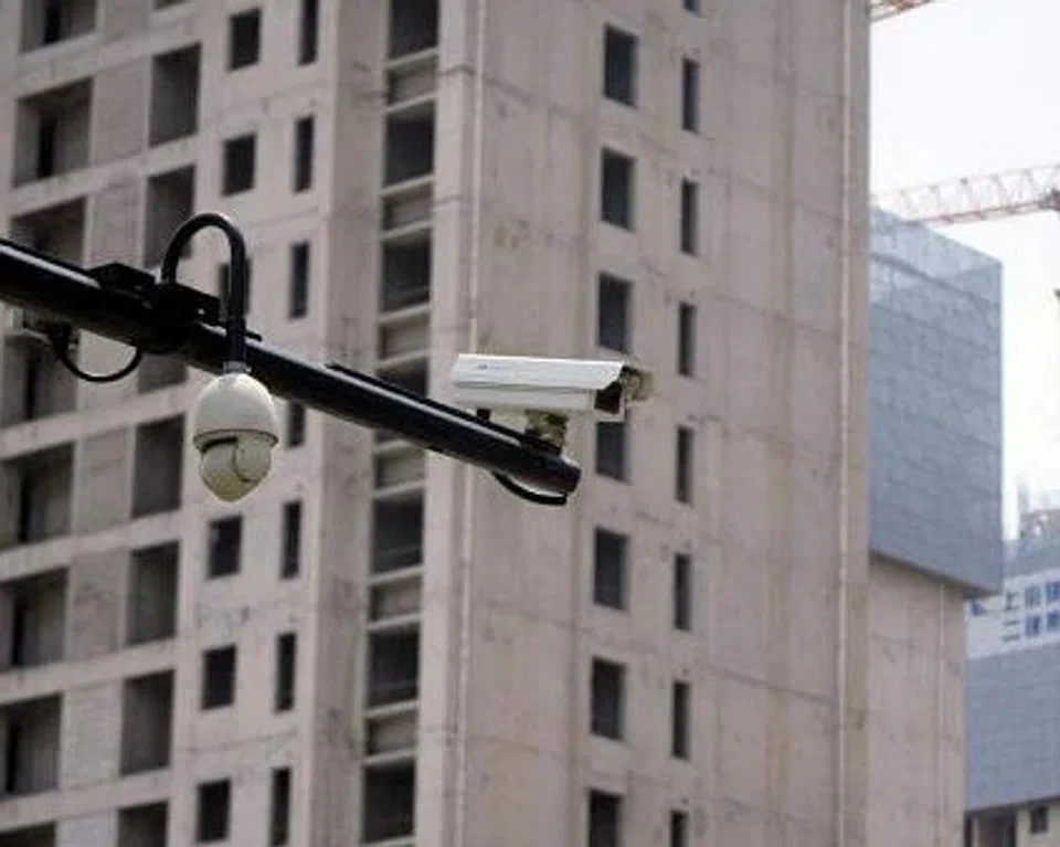 Real estate stocks fell as a fresh round of profit warnings added to the gloom. 