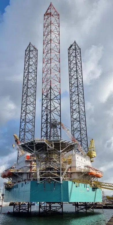 Seatrium New Energy delivers jackup rig ‘on schedule’ - The Business Times
