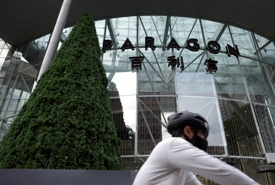 The mandatory cash offer to acquire all units of SPH Reit, which owns Paragon at Orchard Road, turned unconditional in all respects,.