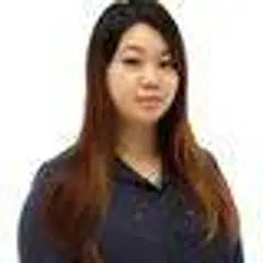  Elysia Tan