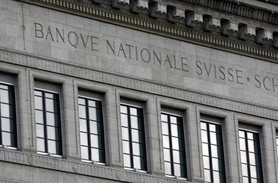 As of Dec 1, the SNB will stop paying banks for the money they are required to keep at the institution as a minimum reserve.