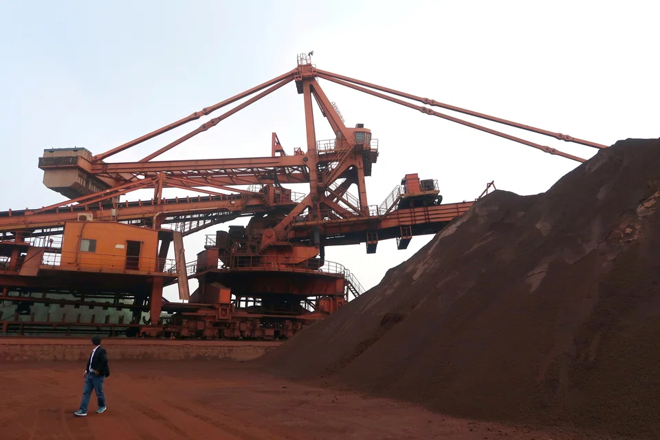The most-traded May iron ore on China’s Dalian Commodity Exchange ended daytime trade 1.9 per cent higher at  US$124.72 a tonne.