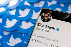Elon Musk has raised the prospect of reducing Twitter’s reliance on advertising, and instead incorporating it into an “everything app”, known as X, with online payments.