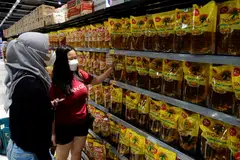 INDONESIA'S trade minister on Wednesday (May 18) said he expected prices of cooking oil would stabilise after a programme to distribute subsidised supplies reaches 10,000 locations across the country.