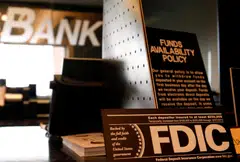 The FDIC says the US$472 billion in deposit outflows in the first quarter is primarily uninsured funds, as insured deposits actually rose US$255.1 billion, or 2.5 per cent