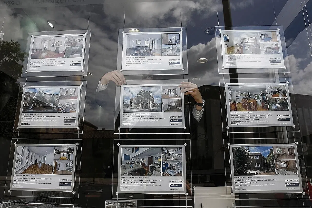 Bargains for the rich as London's priciest homes lose value