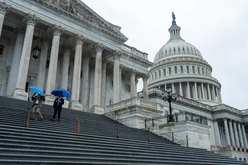 The debt-ceiling debate has become an unwelcome sideshow for investors already dealing with the uncertainty surrounding the Federal Reserve’s next policy decision in June.