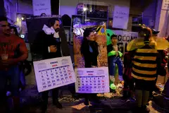 Calendars from 1996 are being reused for 2024 as both are leap years that begin on a Monday. The quirk has sparked a flurry of interest on the internet, with 1990s nostalgia fans chasing down vintage calendars nearly 30 years old.