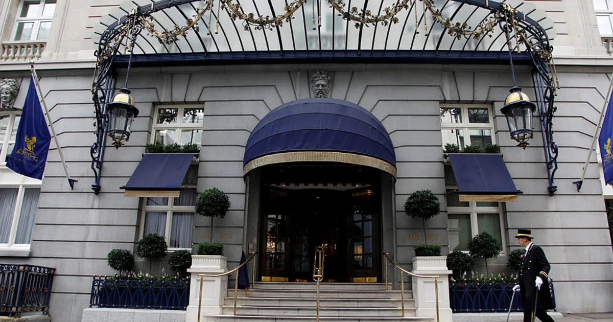 London's Ritz could be up for sale for over £800m - The Business Times