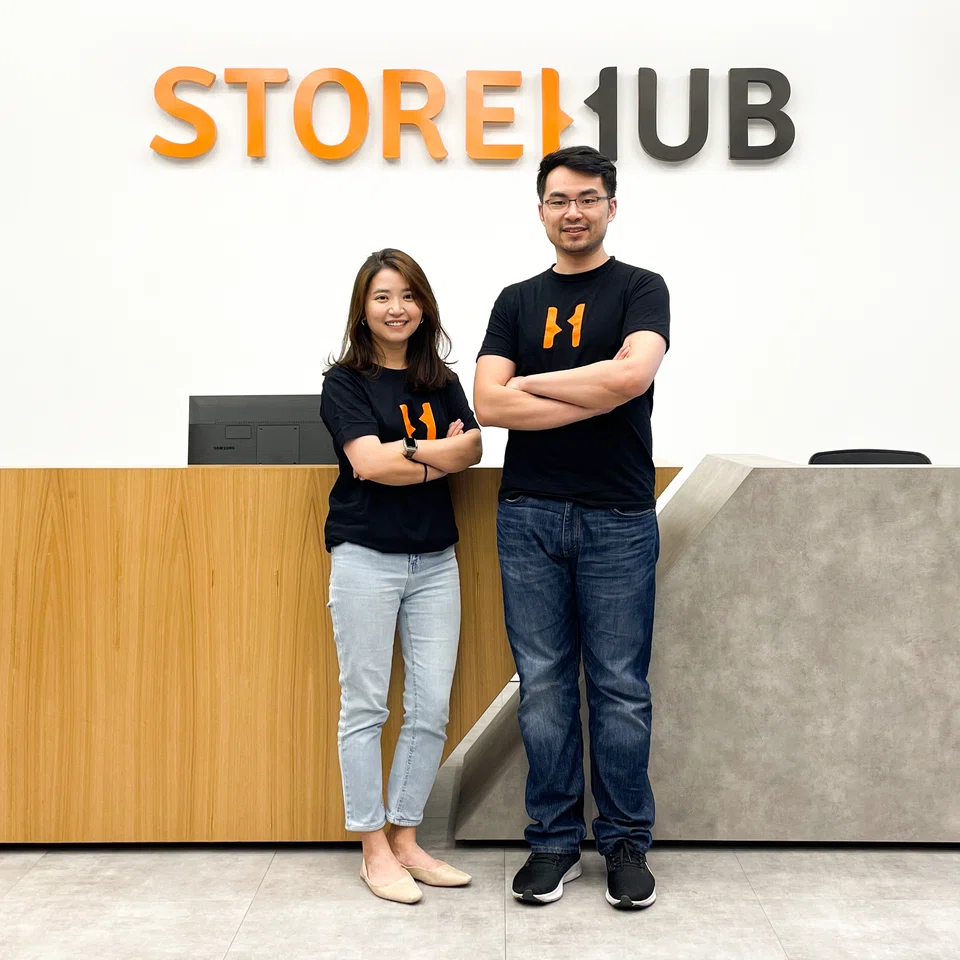 Co-founded in 2013 in Malaysia by Congyu Li (left) and Wai Hong Fong (right), the all-in-one platform provides retailers and restaurants in the region automation solutions.