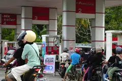 The government finally bit the bullet on Saturday and raised subsidised fuel prices with Jokowi saying the move was the “last option” available for his administration. 