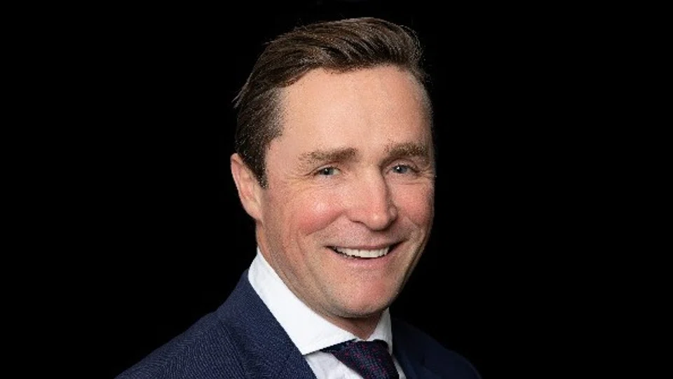 Angus St John will be in charge of building the bank’s regional sponsor coverage franchise, which focuses on clients such as private equity firms and sovereign funds, as well as asset management entities and other investor groups. 