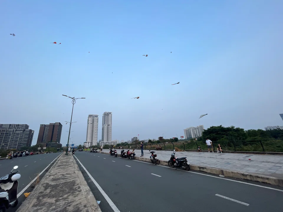 Ho Chi Minh City’s Thu Thiem peninsula boasts notorious swathes of unoccupied “golden land” plots that are waiting for auctions this year.