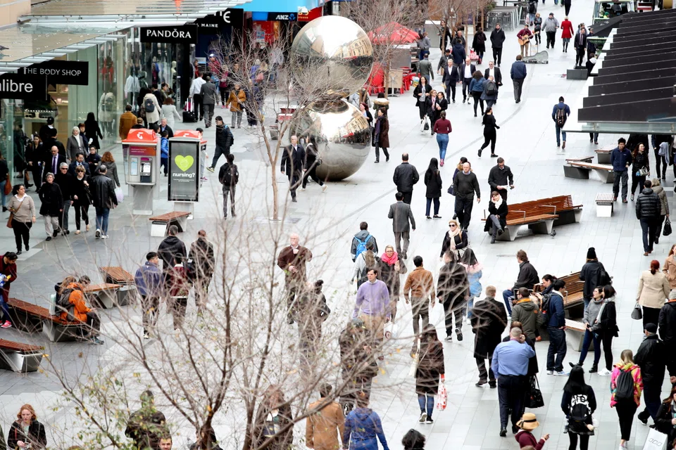 Figures from Australia and New Zealand Banking Group showed total job ads rose 2.0 per cent in August from July, when they fell 1.0 per cent. 