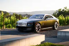 The Rolls-Royce Spectre is the brand's first all-electric model. Last year was when the first customers took possession of this model. 