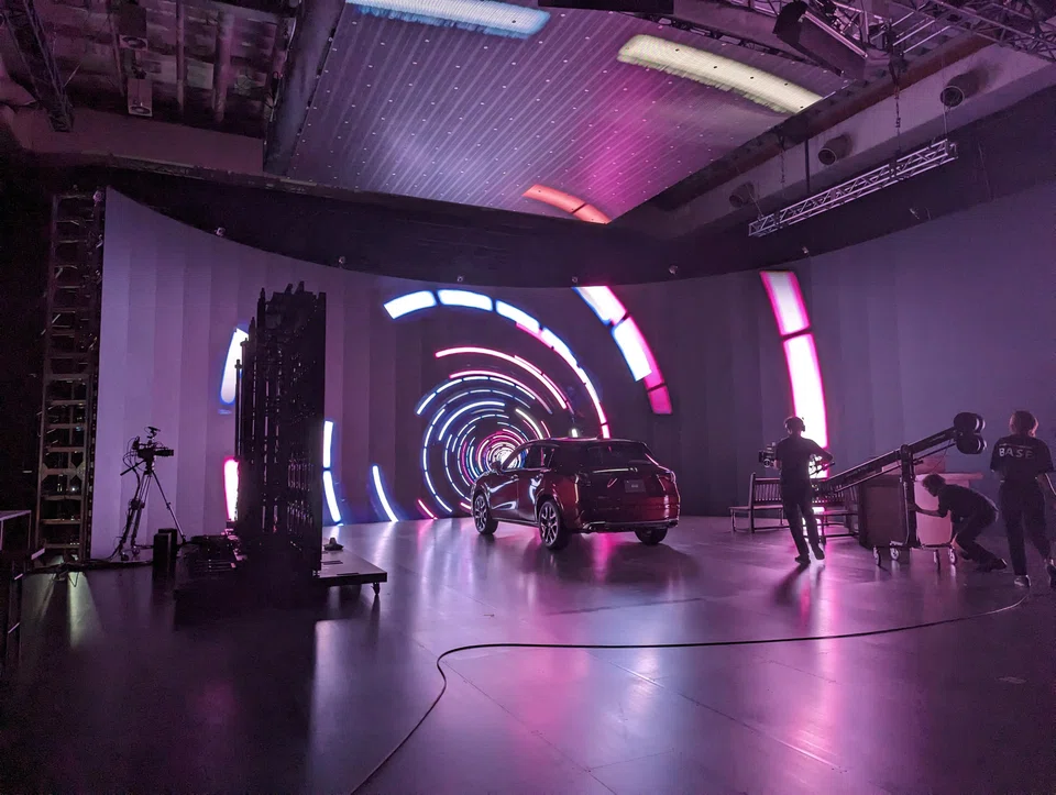 The business involves using a wall of light-emitting diode (LED) panels displaying images – a science-fiction landscape or a downtown cityscape – that are integrated into the scene as it is shot. 