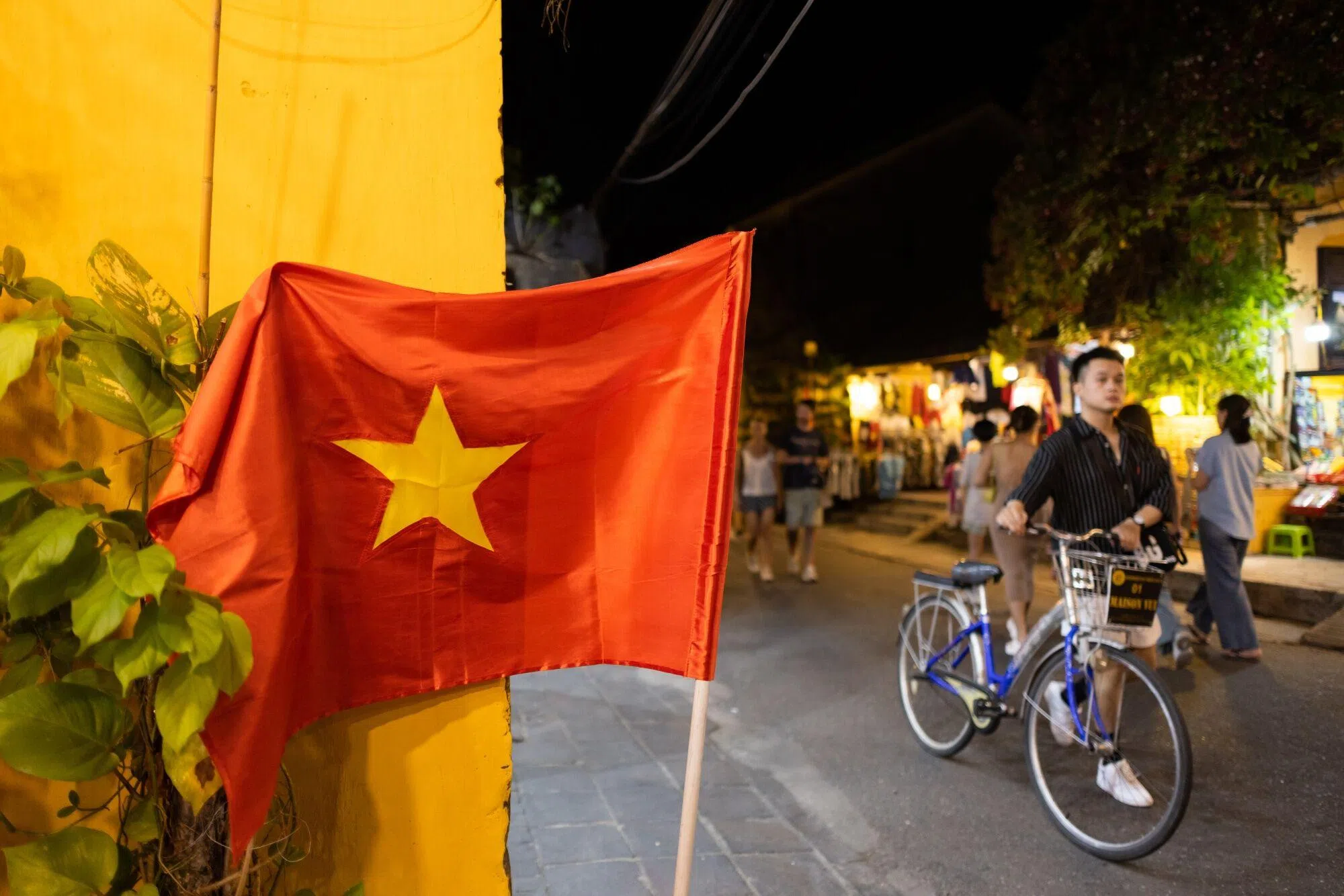Vietnam orders Netflix to remove Chinese TV drama over disputed map