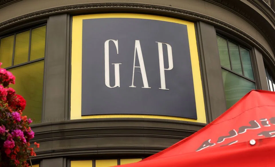 Gap’s third-quarter net sales rose 2.5 per cent to US$4.04 billion, topping analysts’ estimates of US$3.80 billion. 