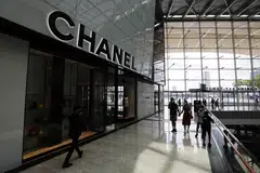 Rose Tong, executive director of the Singapore Retailers Association, said that consumers will be more concerned with basic necessities such as food, utilities and fuel.