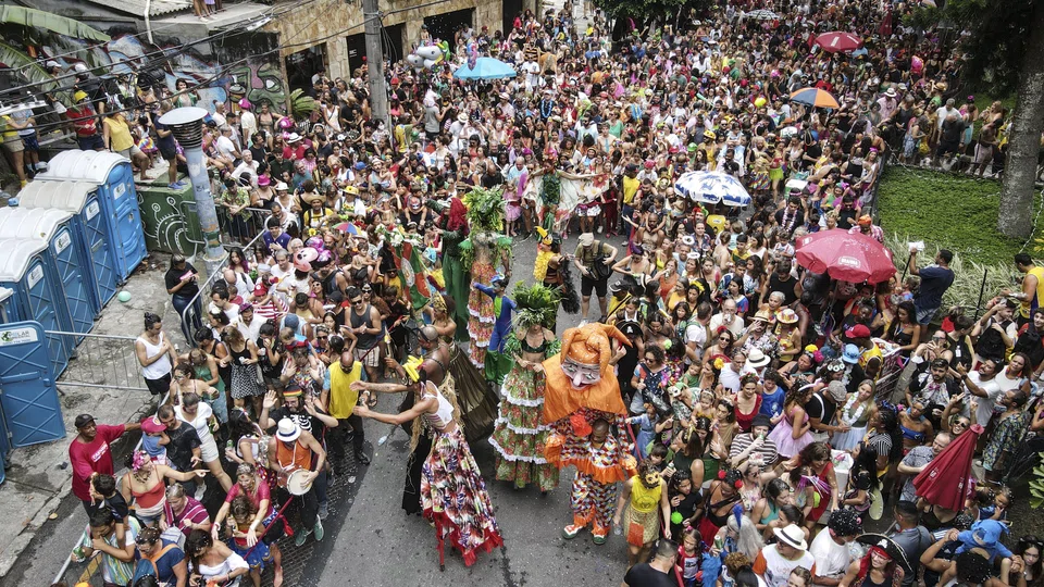 This year marks the full comeback of the world’s biggest carnival, with epic street parties known as “blocos”.