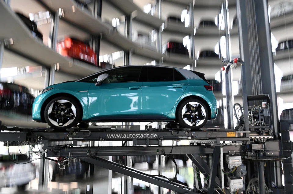 Volkswagen has pinned some of its slide in China on losing sight of the aesthetics and in-car features that were luring Chinese customers.