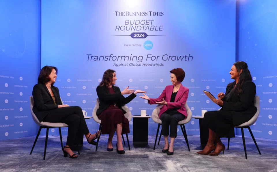 From left: Vicky Hwang, CEO, Chyau Fwu Wine & Spirits; Koren Wines, managing director, Xero Asia; Low Yen Ling, Minister of State for Trade and Industry; Anita Gabriel, senior correspondent, The Business Times.