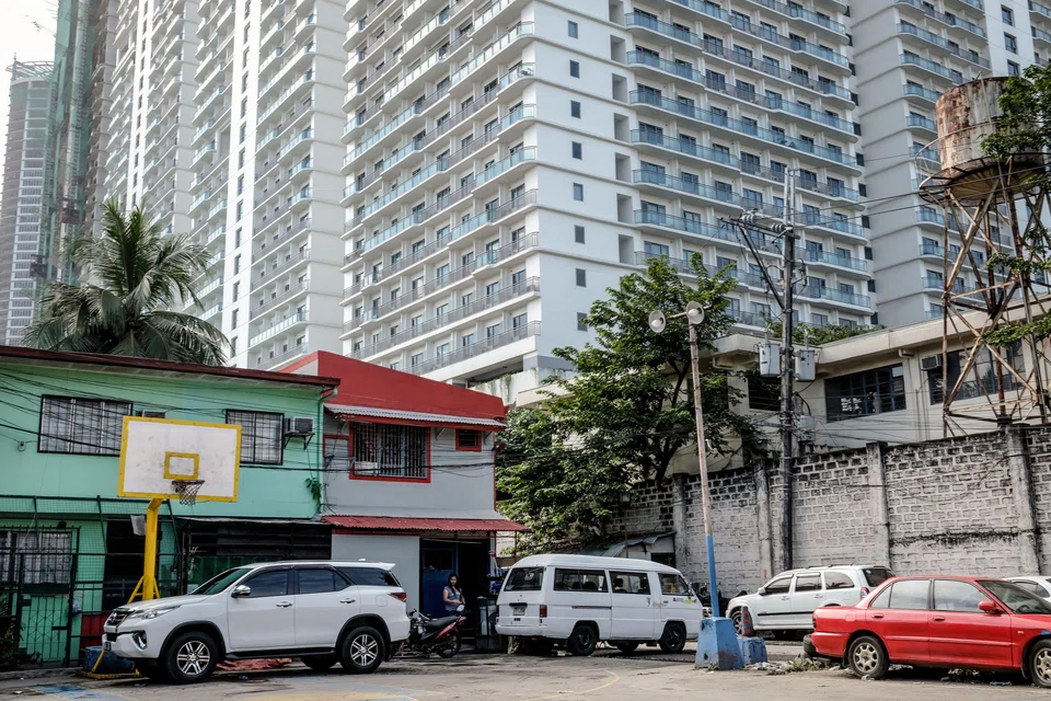 Bank of the Philippine Islands (BPI) saw a 40 per cent increase in housing loans and 30 per cent rise in auto loans in the first quarter from a year ago, said Ginbee Go, head of BPI’s consumer banking. 