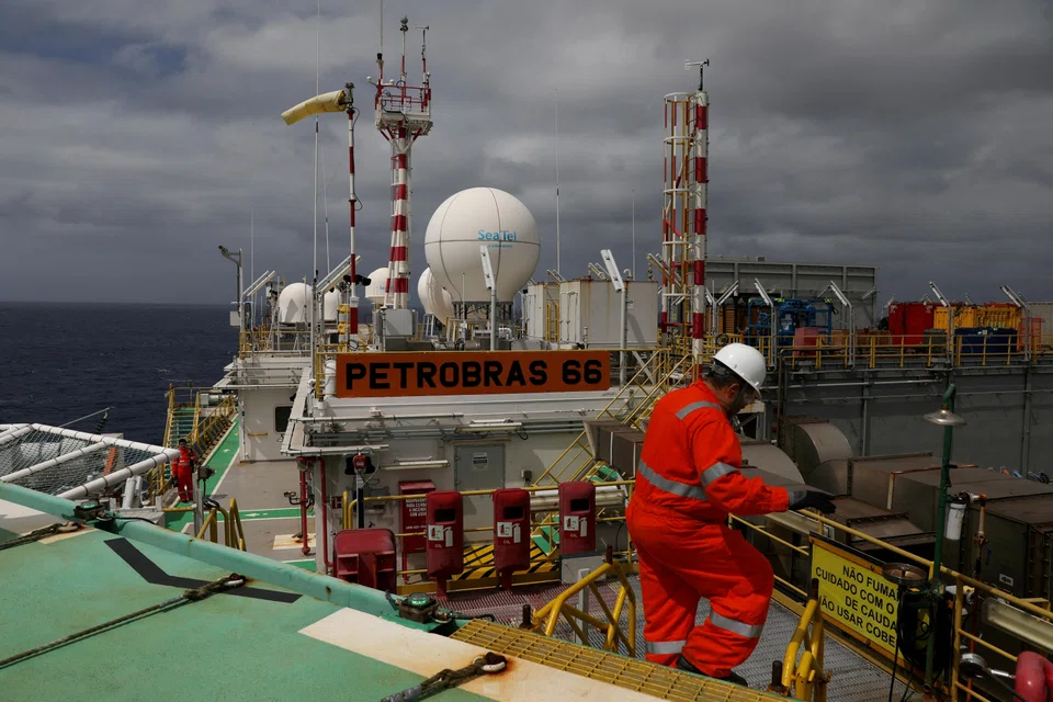 The new appetite for mergers and acquisitions does not mean the company will go on an issuance spree to finance acquisitions or boost investments, according to Petrobras' chief financial officer.