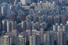 The value of new home sales by the 100 biggest real estate developers falls 28.1 per cent to 526.74 billion yuan from a year earlier.