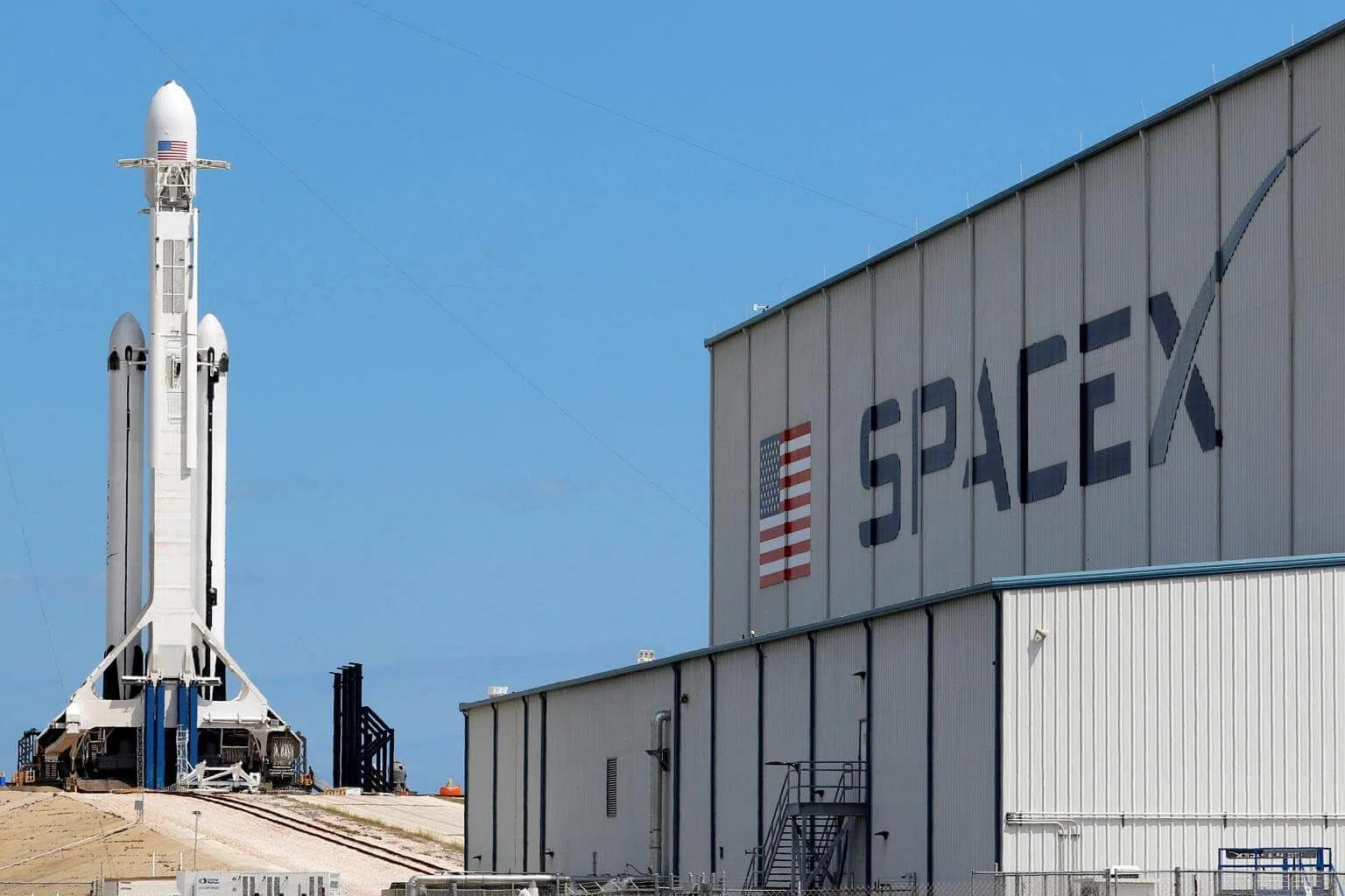 SpaceX readies first Falcon Heavy launch for paying customer - The ...