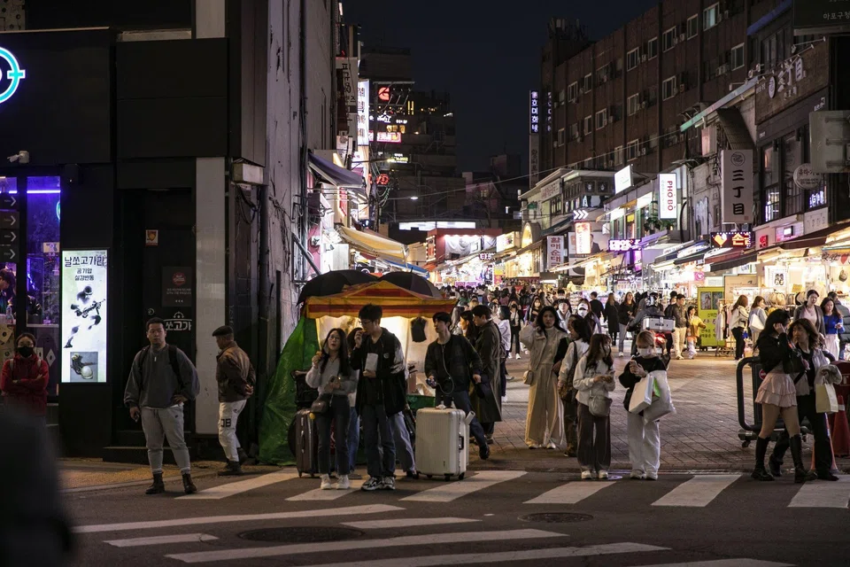 South Korea faces the prospect of its population of 51 million people more than halving by the end of this century.