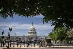 The US Senate voted 77-19 to begin debate on a measure that would fund the government through Nov 17.