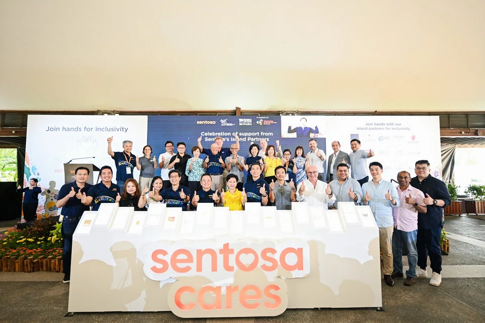 At the signing of the memorandum of understanding were Minister for Social and Family Development Masagos Zulkifli, Sentosa Development Corporation chief executive Thien Kwee Eng, SG Enable CEO Ku Geok Boon, and representatives of SDC's partners.