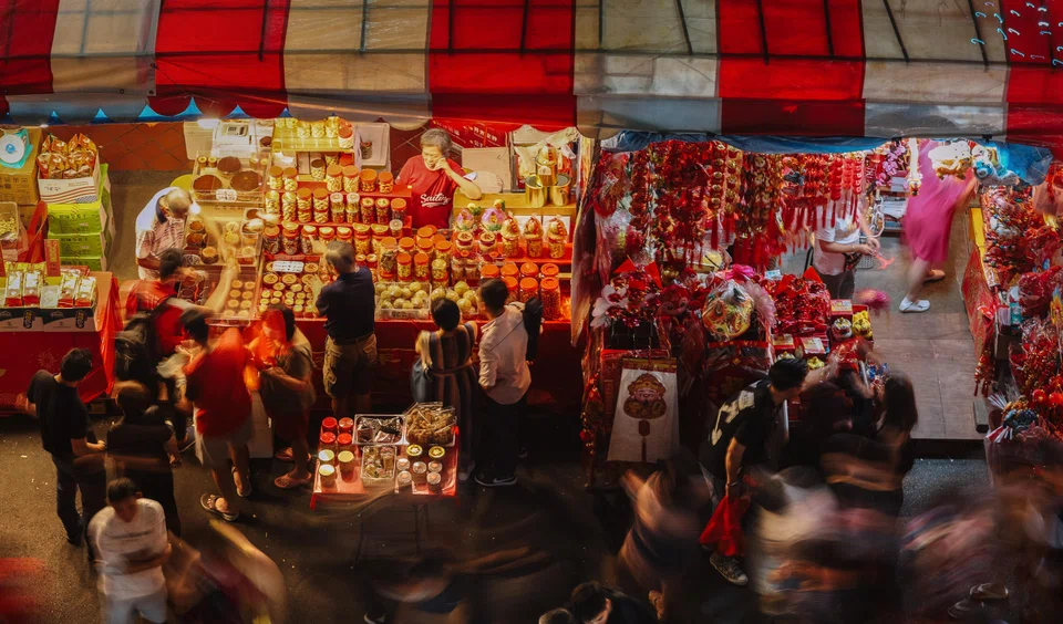 Just as how hongbao are traditionally given to those who are less able to support themselves, budgetary largesse should remain targeted.