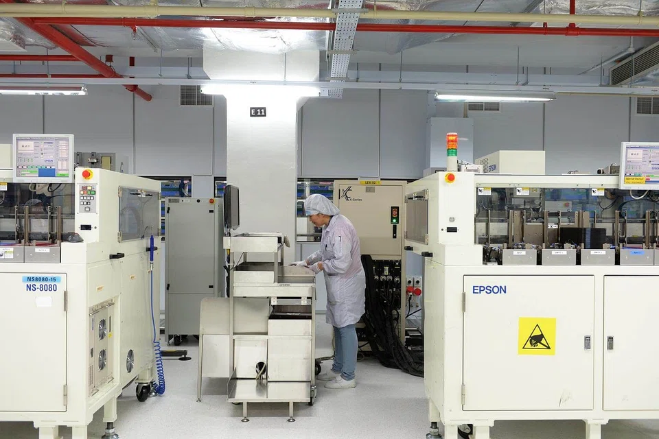 Construction starts and completions were both just over 4,000 between April and June, compared with about 3,550 and 3,090, respectively, in the previous quarter but below the three-year average. 