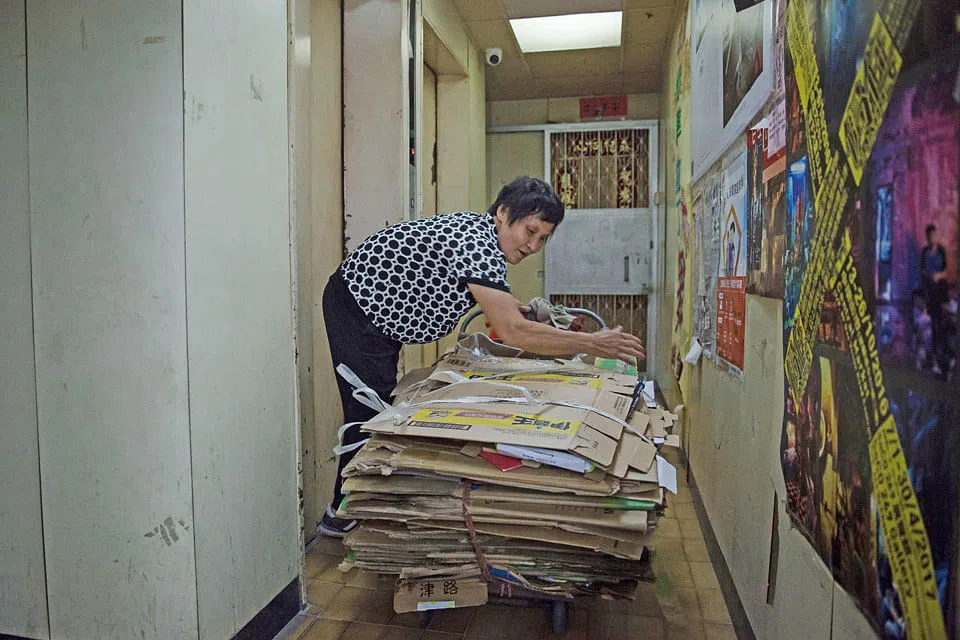 Cardboard grannies a sad symbol of Hong Kong's widening wealth gap