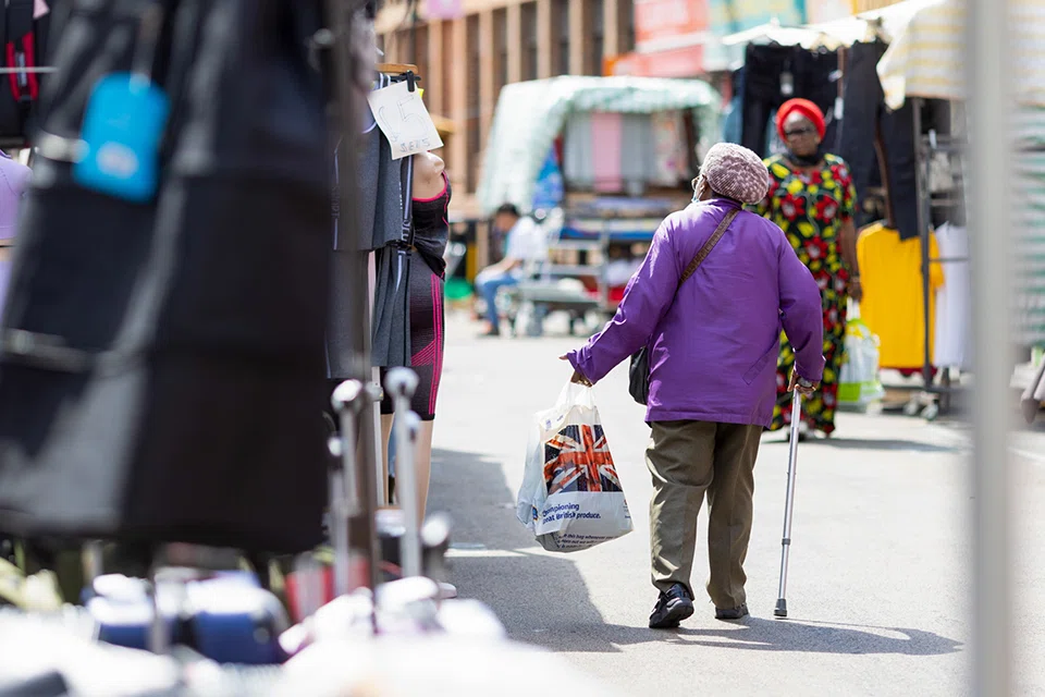 UK inflation rose to its highest level since Margaret Thatcher was prime minister 40 years ago, adding to pressure for action from the government and central bank. 