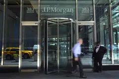 JPMorgan, the biggest US bank, raises its guidance for net interest income this year to US$84 billion.