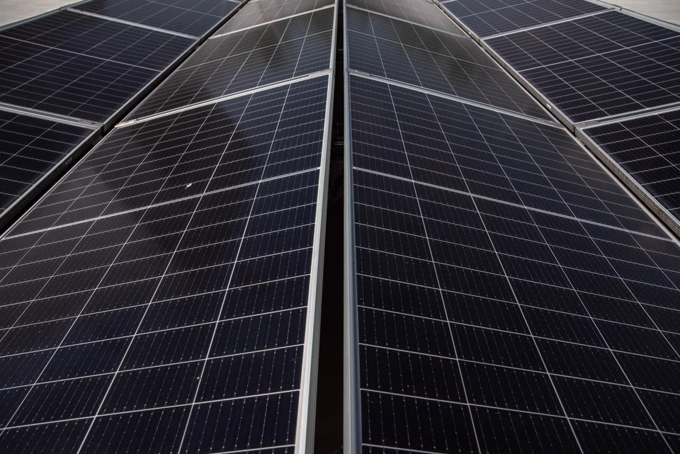 The Kenyan shilling-deal raised money for Sun King, which gives customers access to off-grid solar energy through micro payments, often using their mobile phones to transfer cash. 