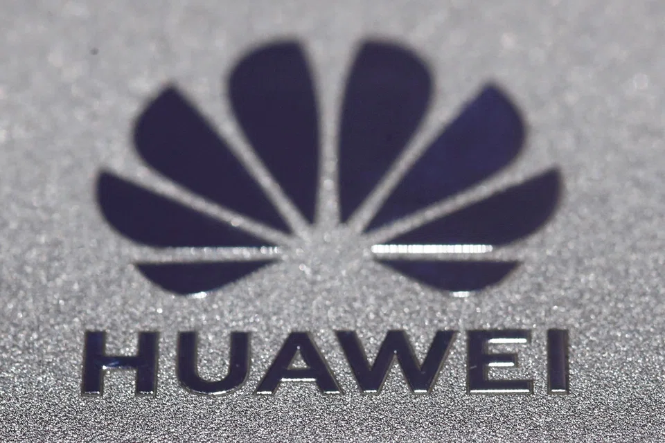 Huawei topped the list of Top 10 Chinese Private Enterprises in Invention Patent Authorisations (2021).