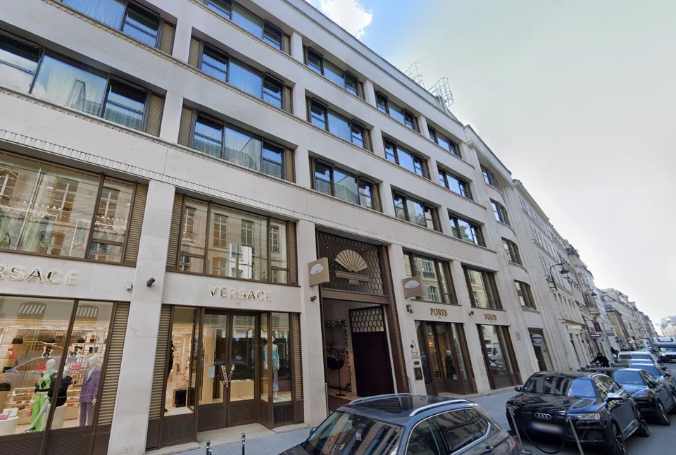 Mandarin Oriental is selling its interests in its Paris hotel for 205 million euros.