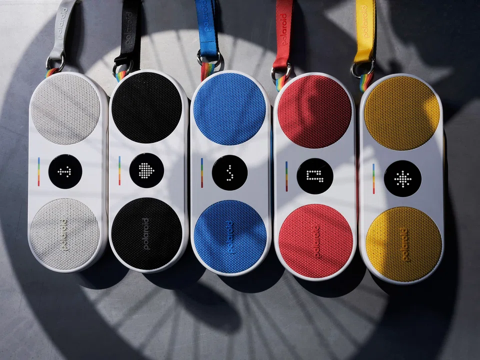 Polaroid has unveiled 4 Bluetooth  music players and an Internet radio streaming service,  Polaroid Radio.