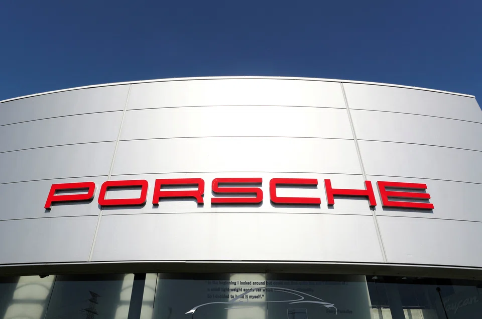 Indicated demand for Porsche listing, due to take place on Sep 29 at the Frankfurt Stock Exchange, exceeds the full deal size, the bookrunning said.