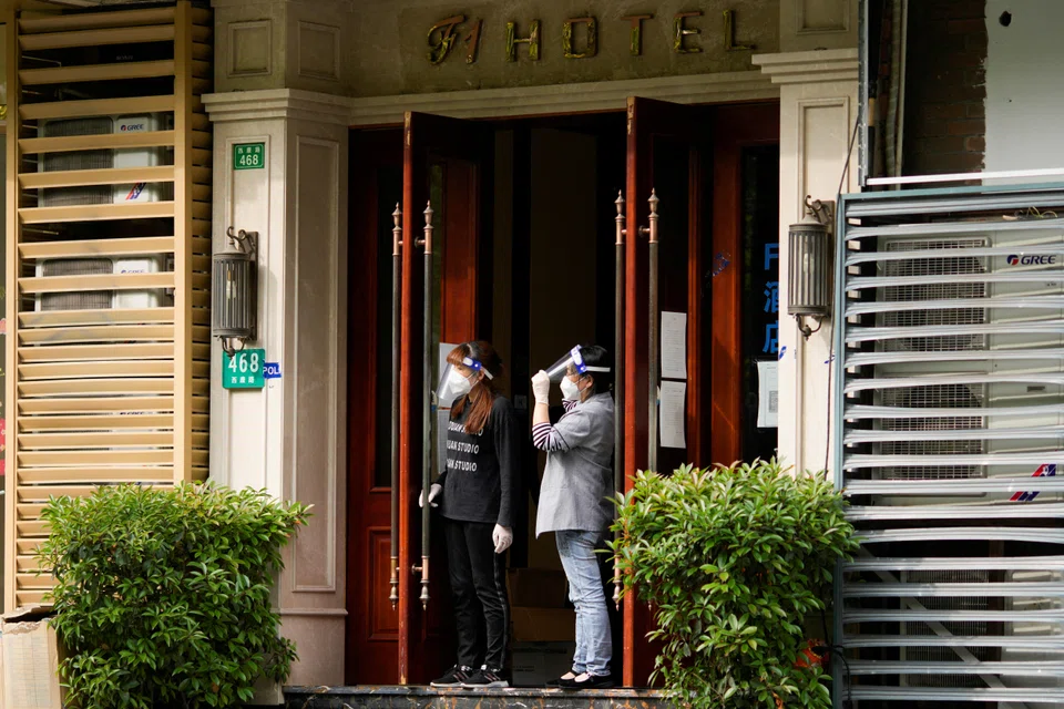 Travel recovery in other parts of the world boosted results of major hotel chains this year, but President Xi Jinping’s measures to contain Covid in China have pressured room growth and hospitality revenue in the country.