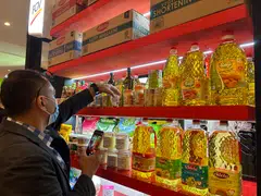 Malaysia's palm oil producers are turning to tech solutions to improve crude palm oil yield, as well as exploring opportunities in the downstream segment.